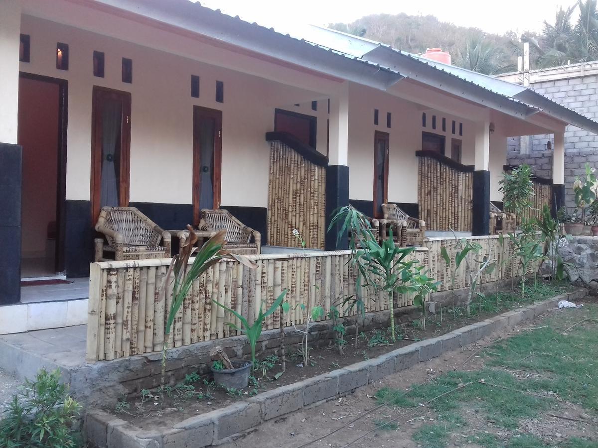 Telage Indah Homestay Kuta  Exterior foto