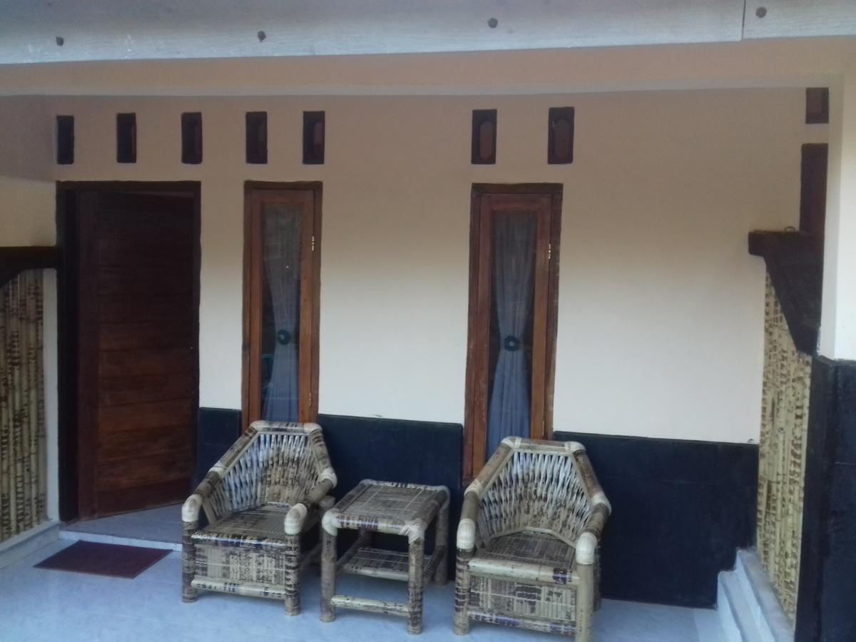 Telage Indah Homestay Kuta  Exterior foto