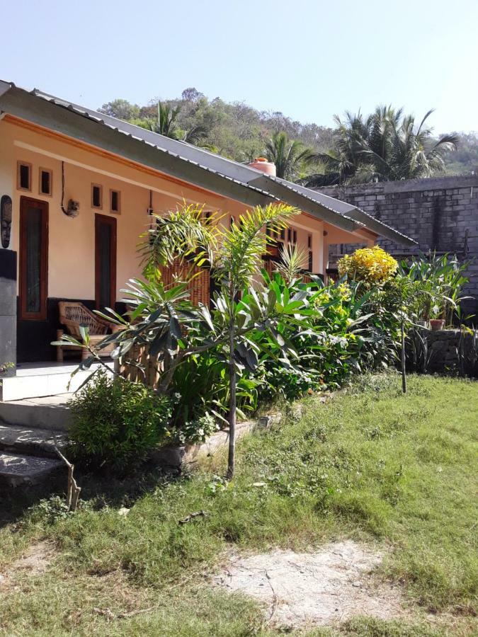 Telage Indah Homestay Kuta  Exterior foto